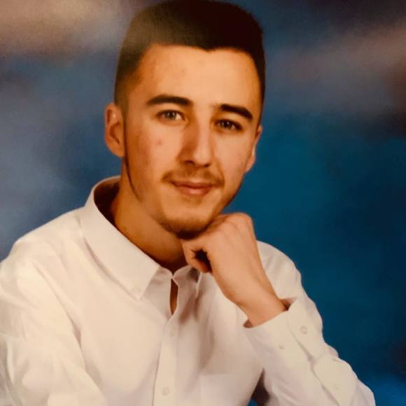 Meet your Posher, Shane - Picture 1 of 1